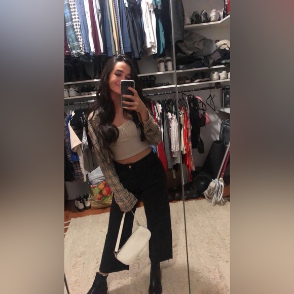 meet your posher, allison - Picture 11 of 16